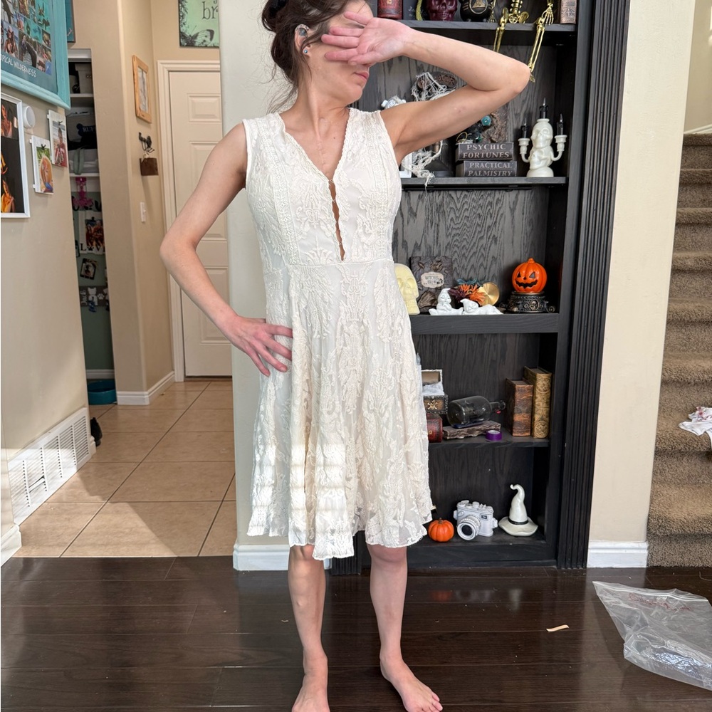 Elegant White Lace Dress